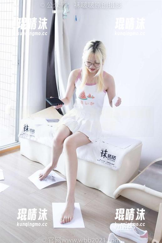 BoBoSocks袜啵啵-糯米 BoBoSocks袜啵啵 - 糯米的连体衣图包:懒得穿,图就来吧