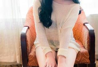 GIRLT果团网 - 这些美脚，莫雅淇的原图彷佛在说：我听到了你的心声。