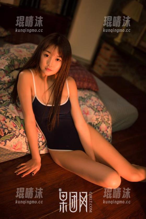 GIRLT果团网 - 莫雅淇新作集锦，她的美足真让人抓狂