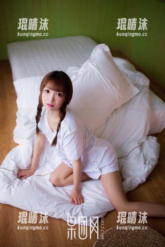 GIRLT果团网 - 莫雅琪比基尼合集——“每一片布料都在讲究比例”