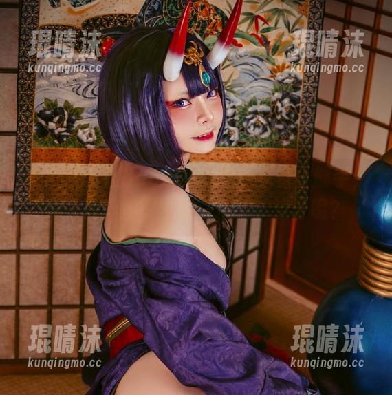 Hachi小芭 女仆COS让Hachi小芭化身家务小能手,懒人的理由又要多一个了,资源呢?