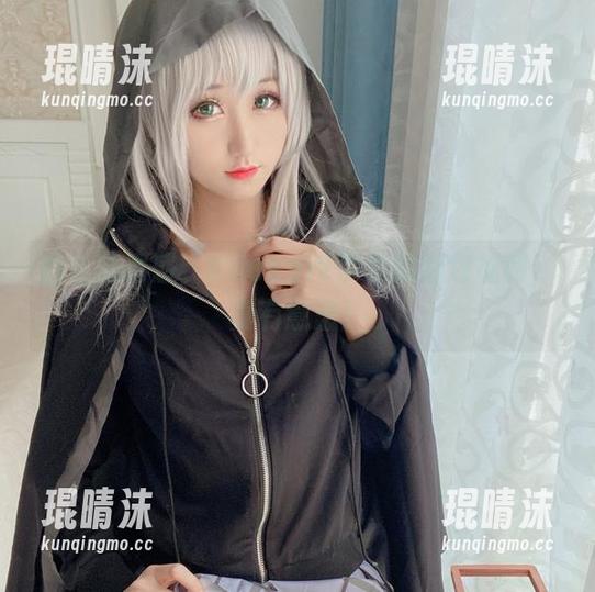 白丝的诱惑，KuukoW带来的图包福利，真有意思！