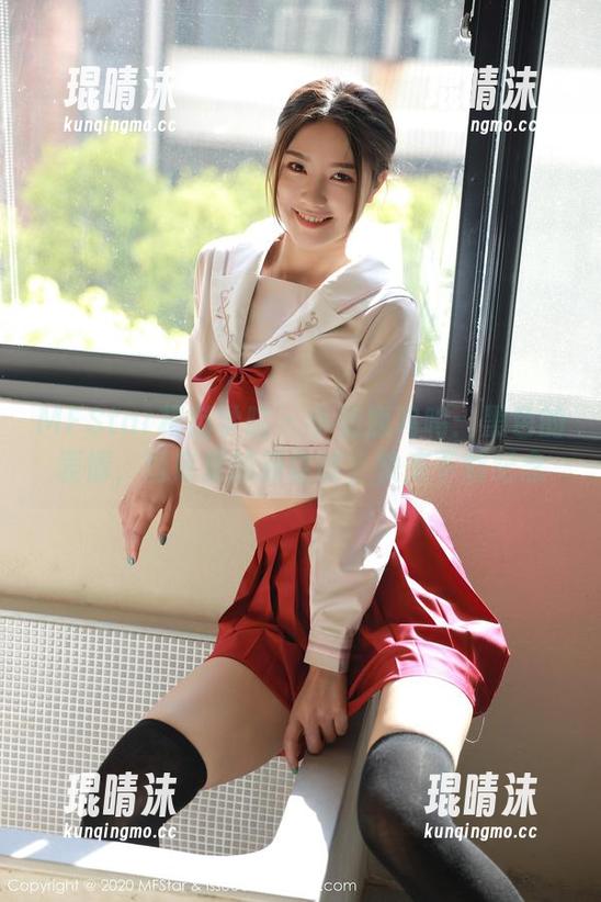 MFStar模范学院 - 小奶瓶呜呜：黑色的表情，图库里的新尝试，快来下载纪念