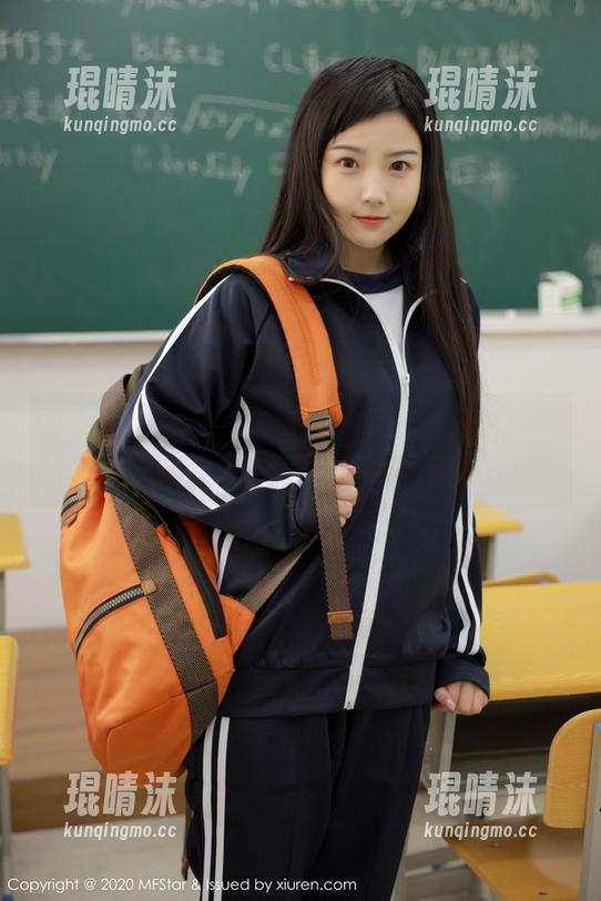 MFStar模范学院 - 艾希儿与生态圈：在套装里盛开美图，这段虽然跑题了。