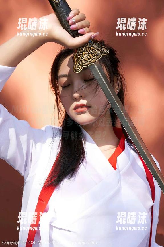 MiiTao蜜桃社 - 唐佳怡居家写真：这一张让你觉得我有多宅，不过丢给你原图，你可能会失望？
