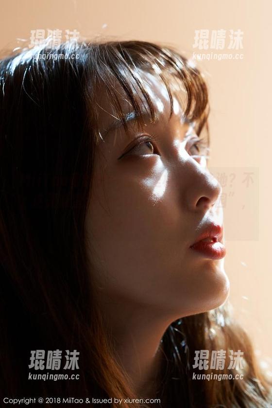 MiiTao蜜桃社 - 套图里横躺的泳池？不，这是陆萱萱Cecilia的“水上乐园”，太会嗨了吧～
