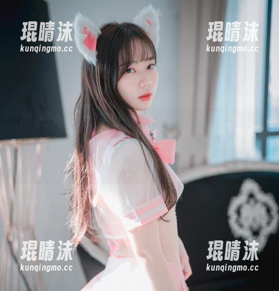 MyuA(뮤아)带来的女仆与柠檬——原图中的柠檬其实在说：留一半给我吧，我要发光！