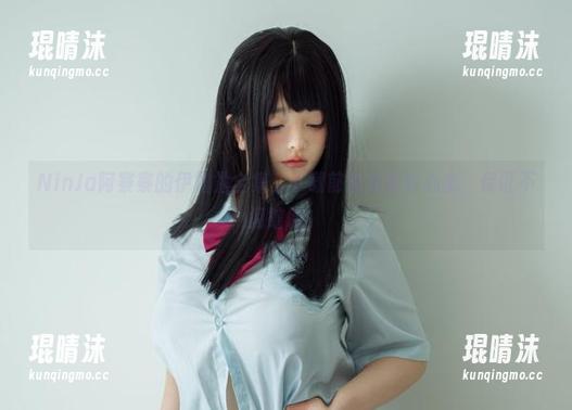 NinJa阿寨寨的伊露露全集，下载前请先调好心态，保证不闪瞎眼！