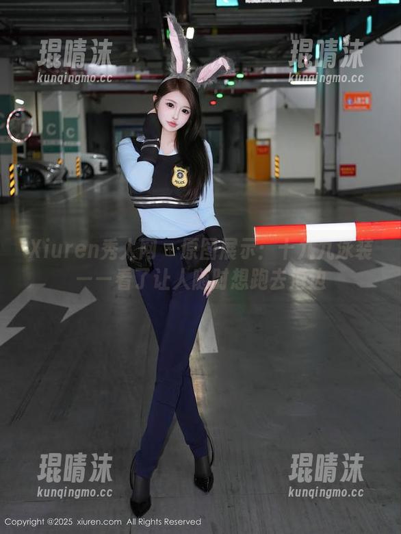 Xiuren秀人网 - 原图展示：十九九泳装——看了让人随时想跑去海边