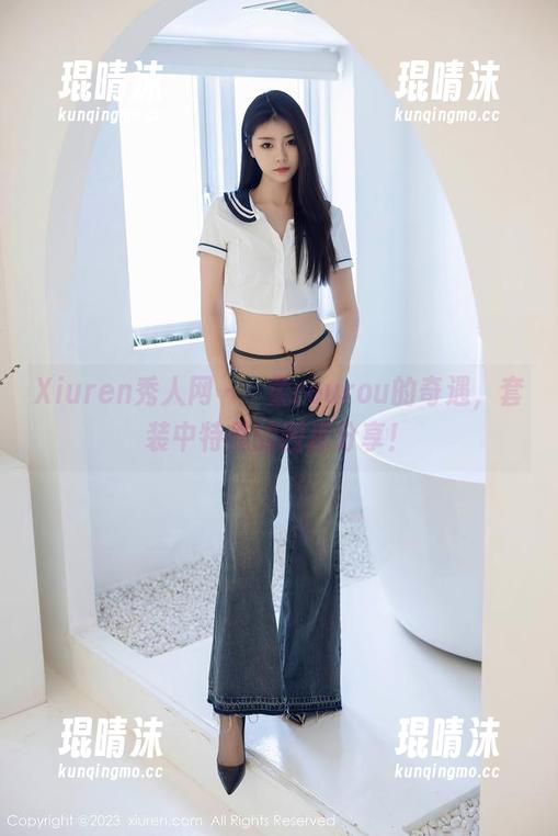 Xiuren秀人网 - 媃柔rourou的奇遇，套装中特殊的图库分享！