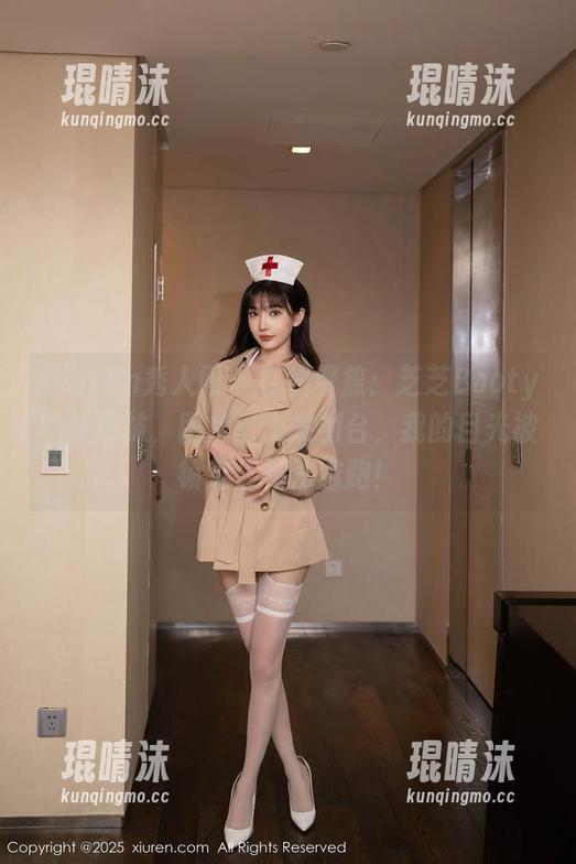 Xiuren秀人网 - 在线聚焦：芝芝Booty黑丝吊袜，图片已上发射台，我的目光被锁定住不法逃跑！