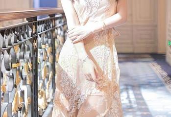 Xiuren秀人网 - 在线看到静颜宁穿制服，突然想给她写请假条。（图片）