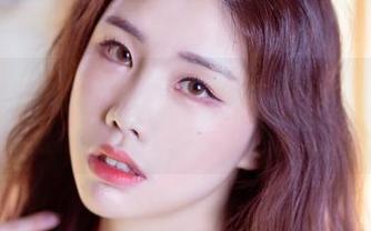 走！去看Yebin(전예빈)的比基尼写真，高清得像是随时打算走出屏幕。