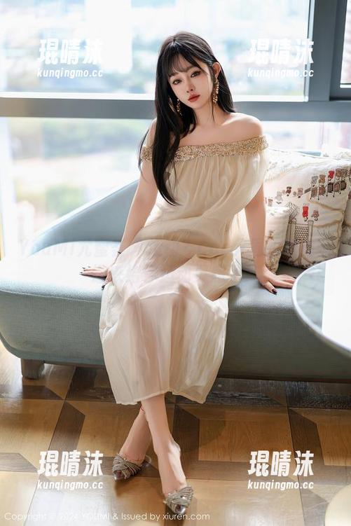 YouMi尤蜜荟 - 运动？Carol周妍希的精选来给你运动灵感了！