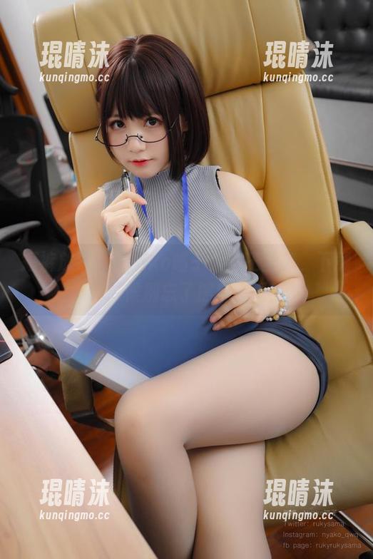 短裤放送！nyako喵子大魔王全集，下载的时候别忘了擦鼻涕啊！
