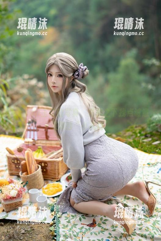yuuhui玉汇 yuuhui玉汇的写真,资源之下找点诚意满满的“小礼物”