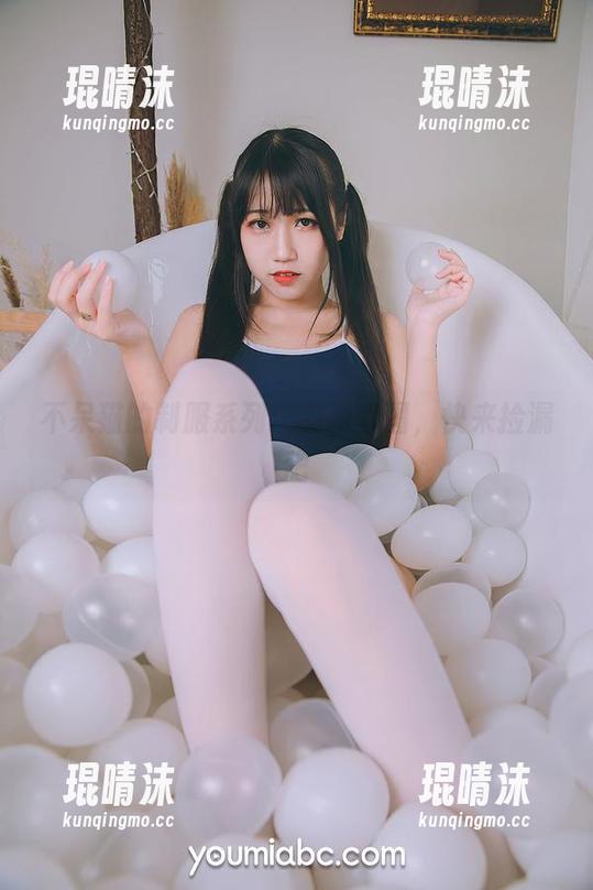 不呆猫的制服系列：免费套图，快来捡漏吧