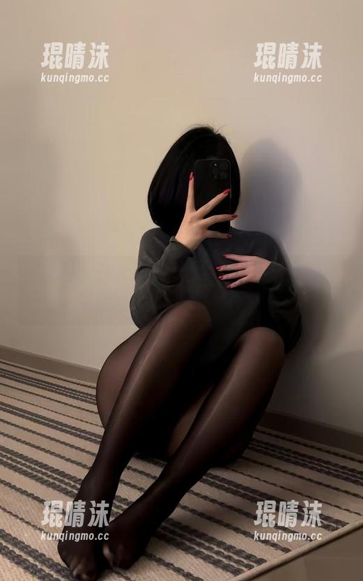 微密圈 - 从未见过的保守的二舅妈，原图展示她心目中的女孩技艺！