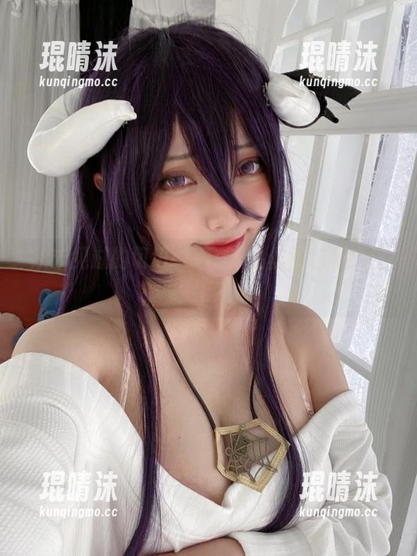 从未见过的切切celia，白丝图包里的隐秘
