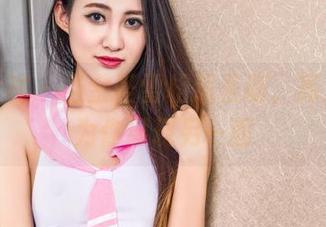 头条女神 - 当金圣雪相遇圣诞，高清图片为你展现另一面