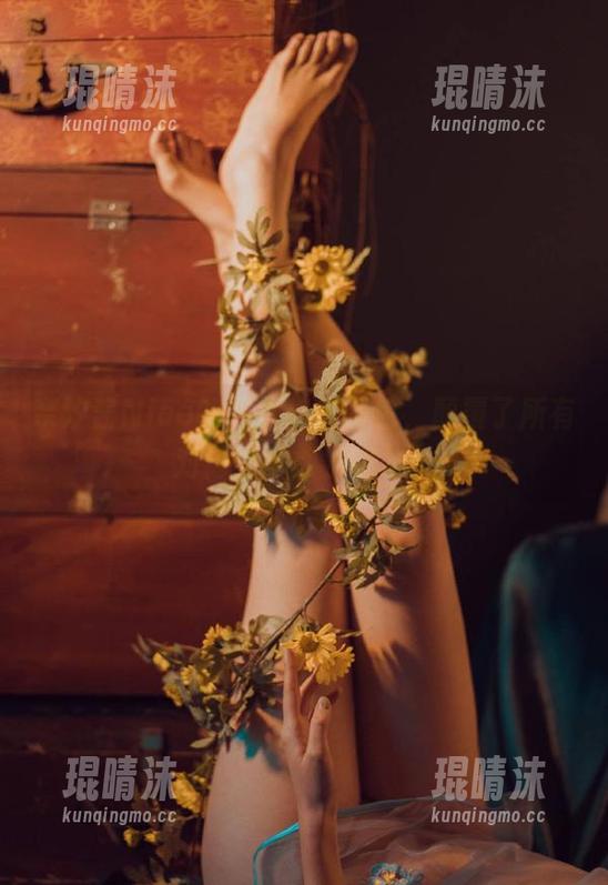 奈汐酱Nice的修女高清图包，颠覆了所有对修女的刻板印象。