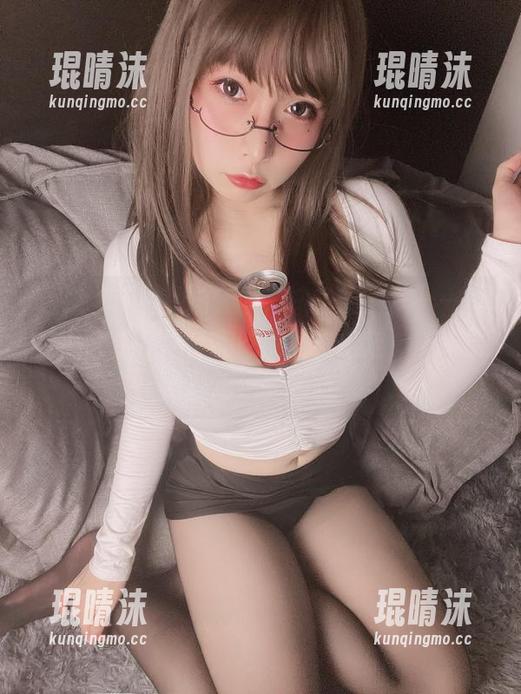 小泉学姐吖私拍套图，涞觅的快乐——幸福不外乎三种：有吃的、有朋友，还有这种动人的画面