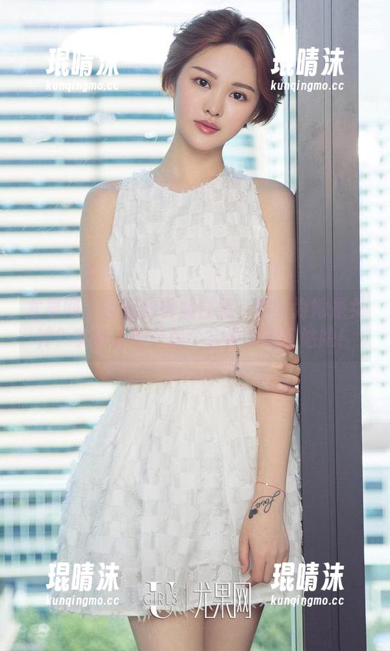 尤果网 - 琳丽的御姐合集：你以为她是女神？实际上她只是个会做饭的好姑娘！