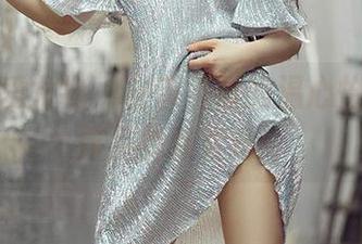 尤果网爱尤物 - 自带流量的温心怡，校服作品免费直送！