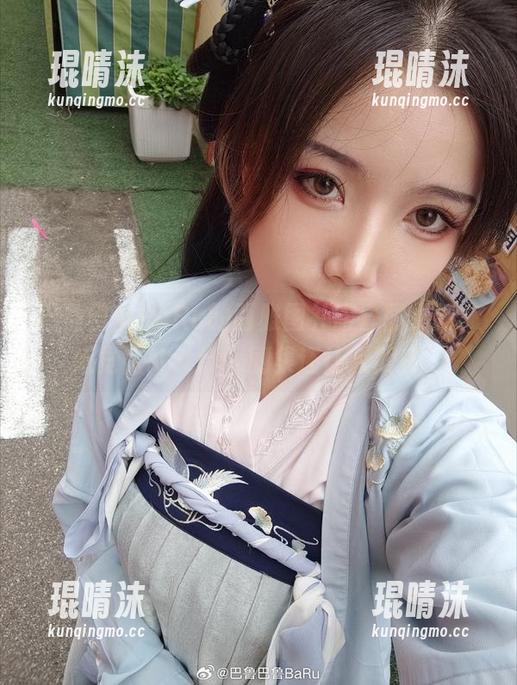 巴鲁巴鲁BaRu的西雅图礼服套图更新，感觉比Netflix剧集还让人期待。