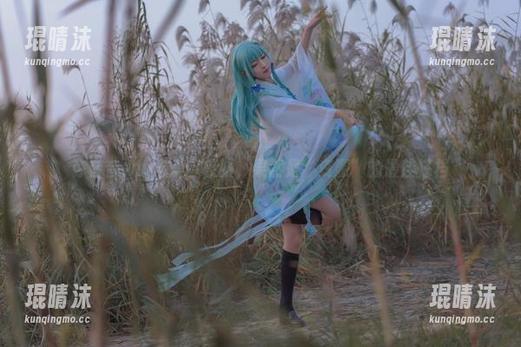 弥音音ww与爱宕校服，果然是“资源”的最佳搭档