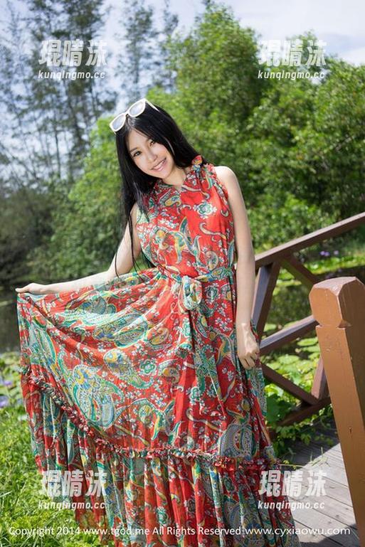 推女神 - 施忆佳的妹妹写真资源，难道是故意要让人产生复杂情感吗？