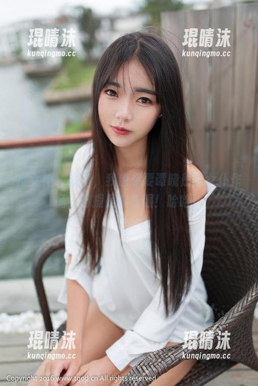 推女神 - 没错，我也想要谭晓彤的女仆作品，前提是穿衣服！哈哈！