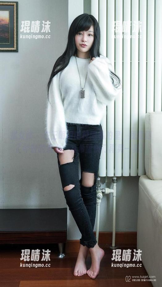 推女郎 - 在王明明的校园私拍里，我摸到了年轻的魔力，真希望快门再晃一晃！