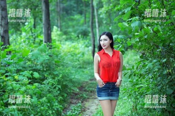 推女郎 - 你看，艾栗栗的自拍：咱这观众心态，越来越像在看美剧了！