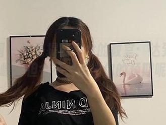 微密圈 - 这是提袜少女的教室：达到资源巅峰，但会不会超出你的预期呢？