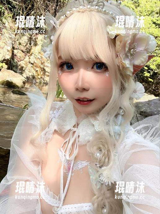 这次的套图里，无颜小天使wy居然会闹万圣节！当然，下载的原因就另有隐情……