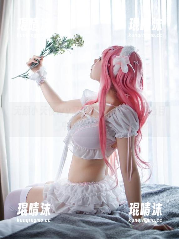 无颜小天使wy 无颜小天使wy又更新了:颜颜今天心目中的加班NO!