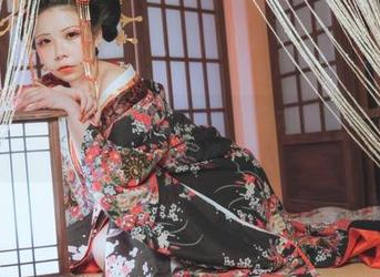 图包走起！无颜小天使wy美脚私拍，腿型太赞，真想为她点赞3000次