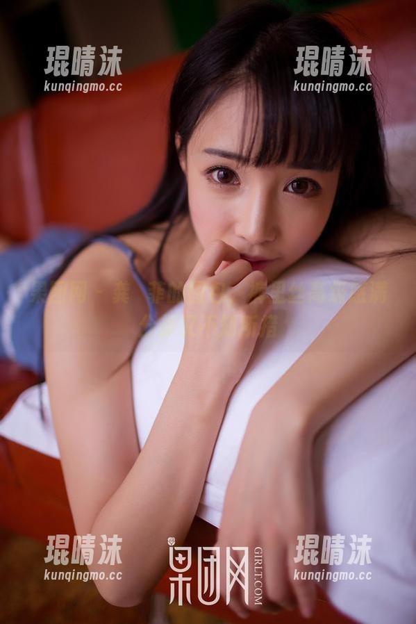 果团网 - 龚玥菲的图包，裤里丝高级感满分却又不知所措
