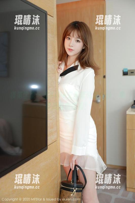 模范学院 - 当Ellie艾栗栗化身女仆，免费美图饱眼福！