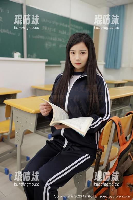 模范学院 - 哇塞！Ellie艾栗栗这组厨娘美图，整个气场都不一样，居然可以把煎蛋拍成大片？
