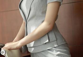 模范学院 - 温心怡的女神之路，看得我想立马分享作品集了！