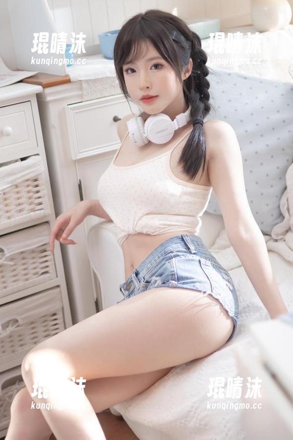 清水由乃 兔女郎清水由乃,原图里的俏皮与写真中的神秘