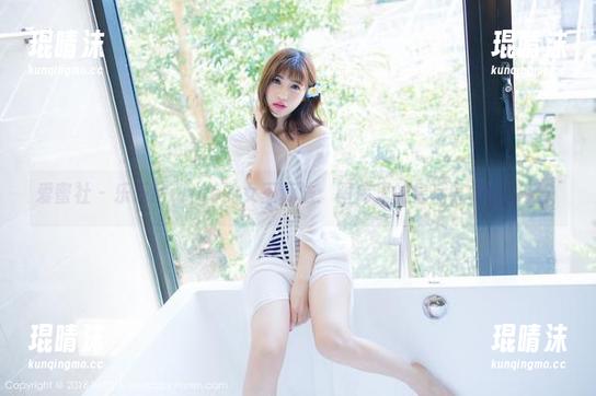 爱蜜社 - 乐乐Mango的女王玩法：图库里的皇后气场哪家强？