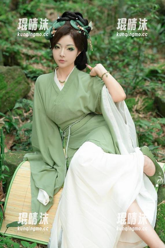 玉汇yuuhui展示的妹妹：图库里的小迷惑