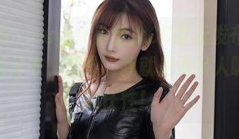 秀人网 - sugar小甜心CC最近发布的图包：连体衣，那份“我就是要引人瞩目”的任性！