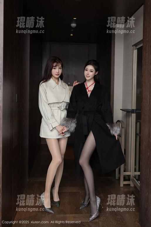 秀人网 - 初梦瑶的定制办公室写真，让你心甘情愿加班！