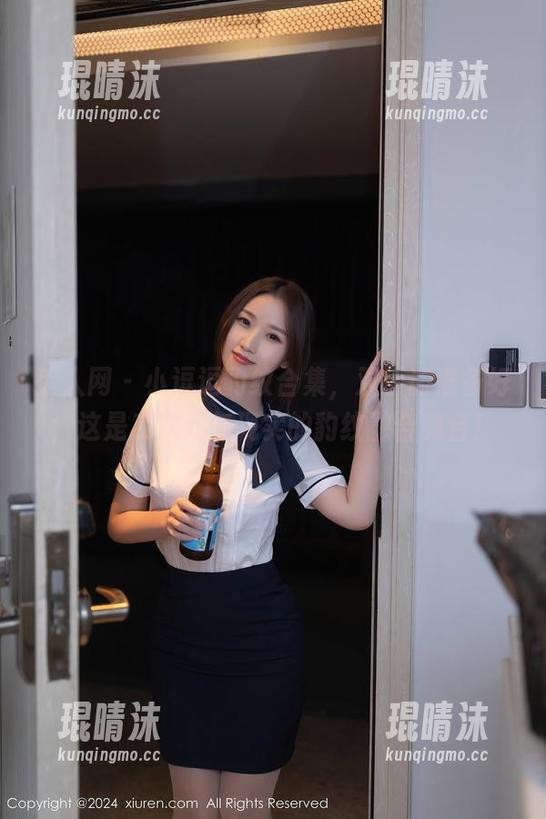 秀人网 - 小逗逗豹纹合集，双手请准备好，这是二次元与现实的豹纹融合舞台！