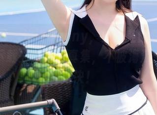 秀人网 - 浅浅Danny,如何在比基尼里轻松下载一整本写真集,不被海浪淹没的秘诀!