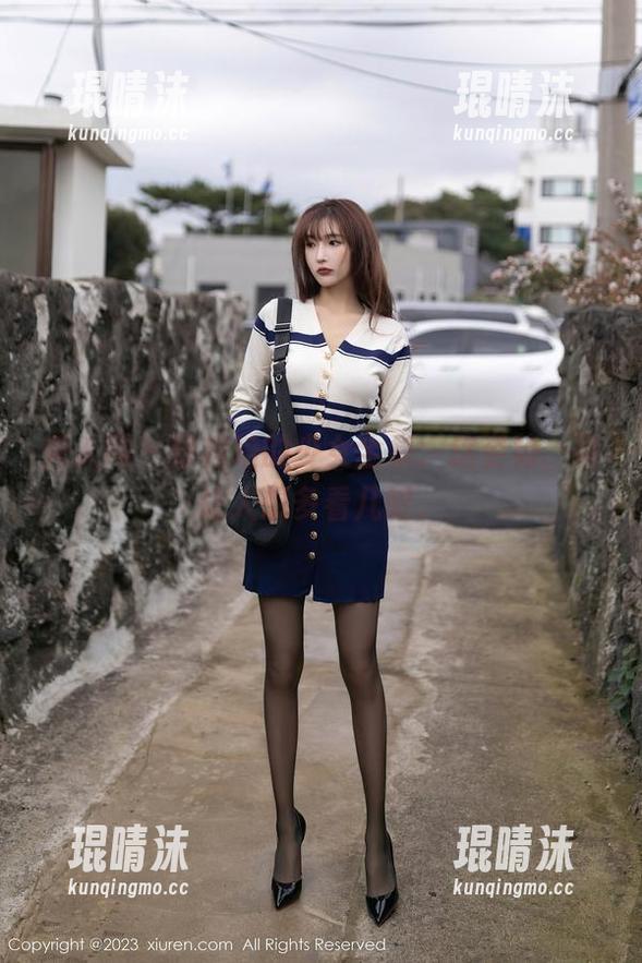 秀人网 - 舒林培的少女全集：这姿势，真让人想多看几眼。